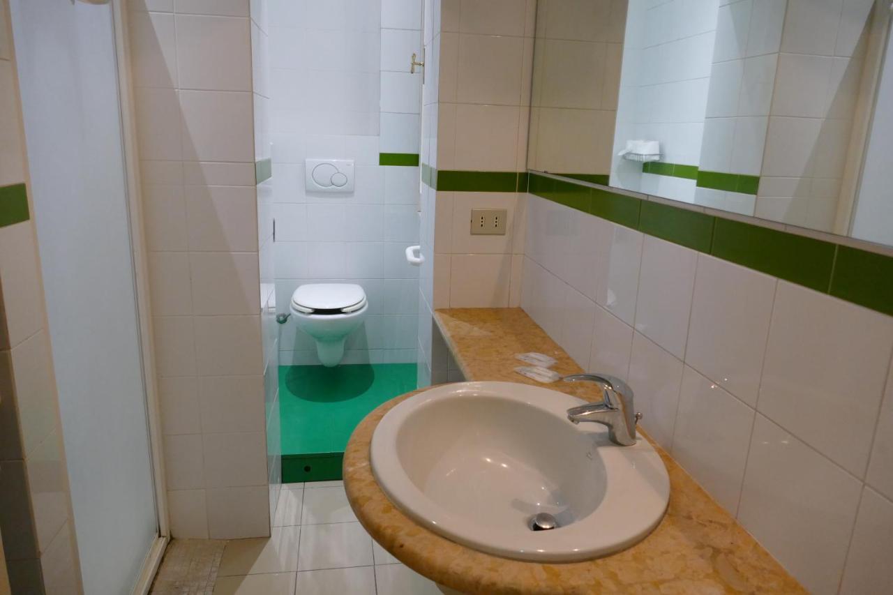 Residenza Santo Stefano 144 Apartment Bologna Luaran gambar